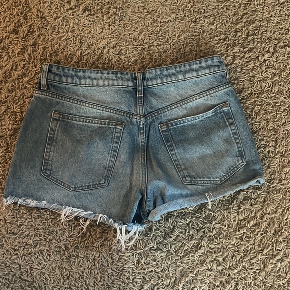 Zara Blue Denim Shorts - Picture 2 of 3